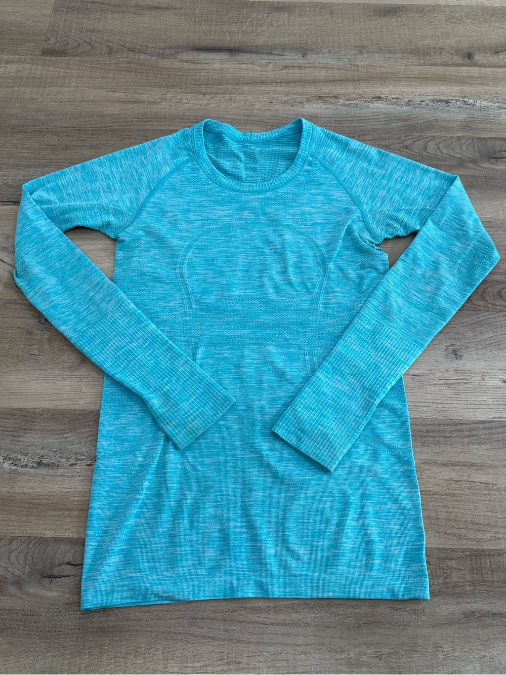 Lululemon swiftly tech long sleeve aqua blue